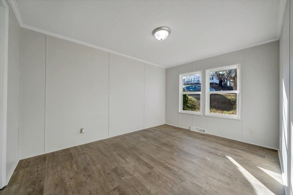 1670 Blair Street, photo 30 of 40