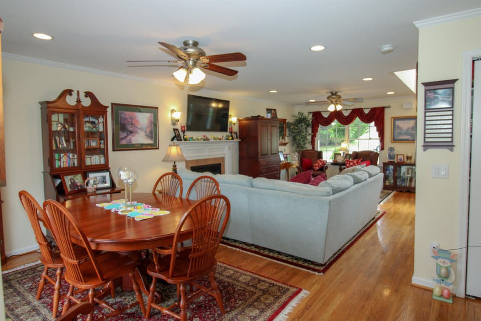 2760 Madison Avenue SE, photo 19 of 40