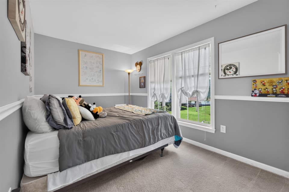 170 Cullen Court SE, photo 17 of 40