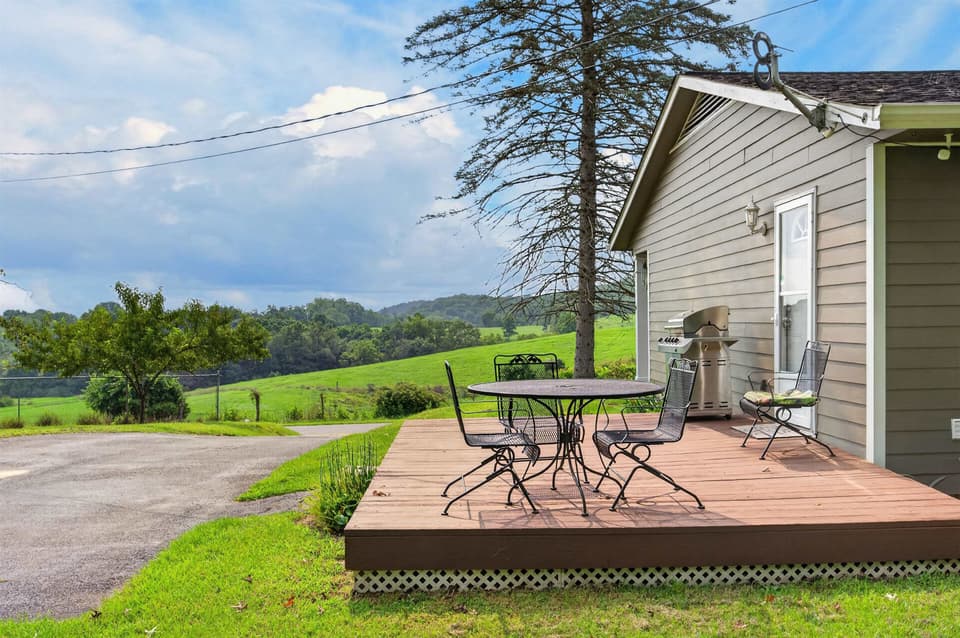 867 Switchback Road, photo 35 of 40