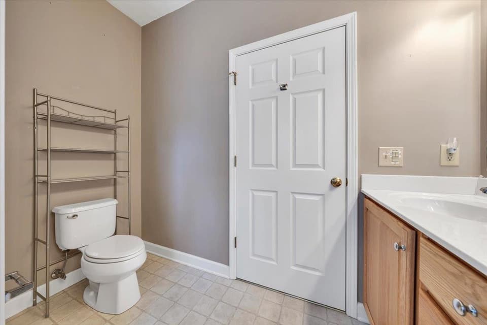 255 Slate Creek Drive NW, photo 17 of 28