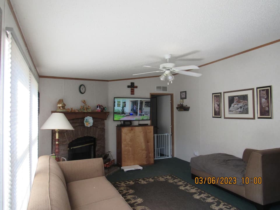 1640 Blue Spruce Dr, photo 4 of 30