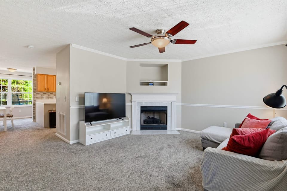 150 Hunters Ridge Lane NW, photo 7 of 37