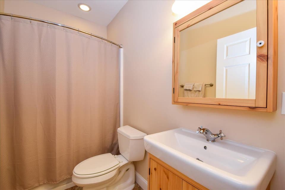 300 Roudabush Dr NW, photo 26 of 38