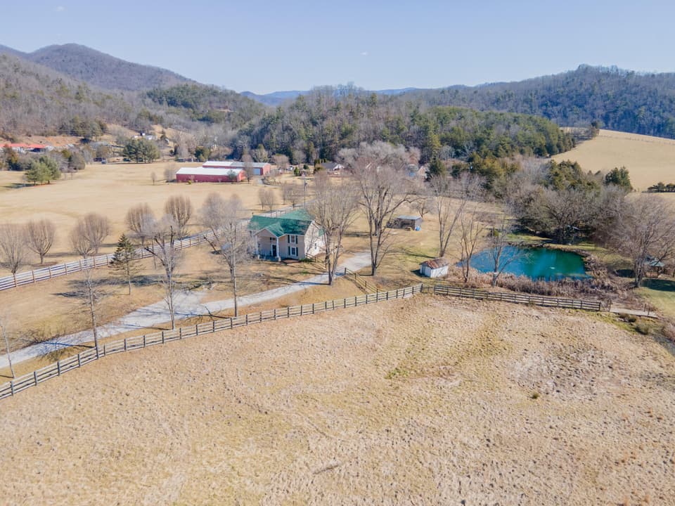 2768 Ellett Road, photo 3 of 35