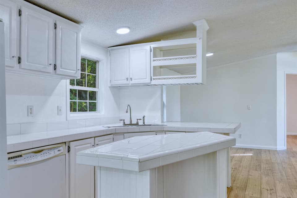 475 Dunlap Drive NE, photo 25 of 40