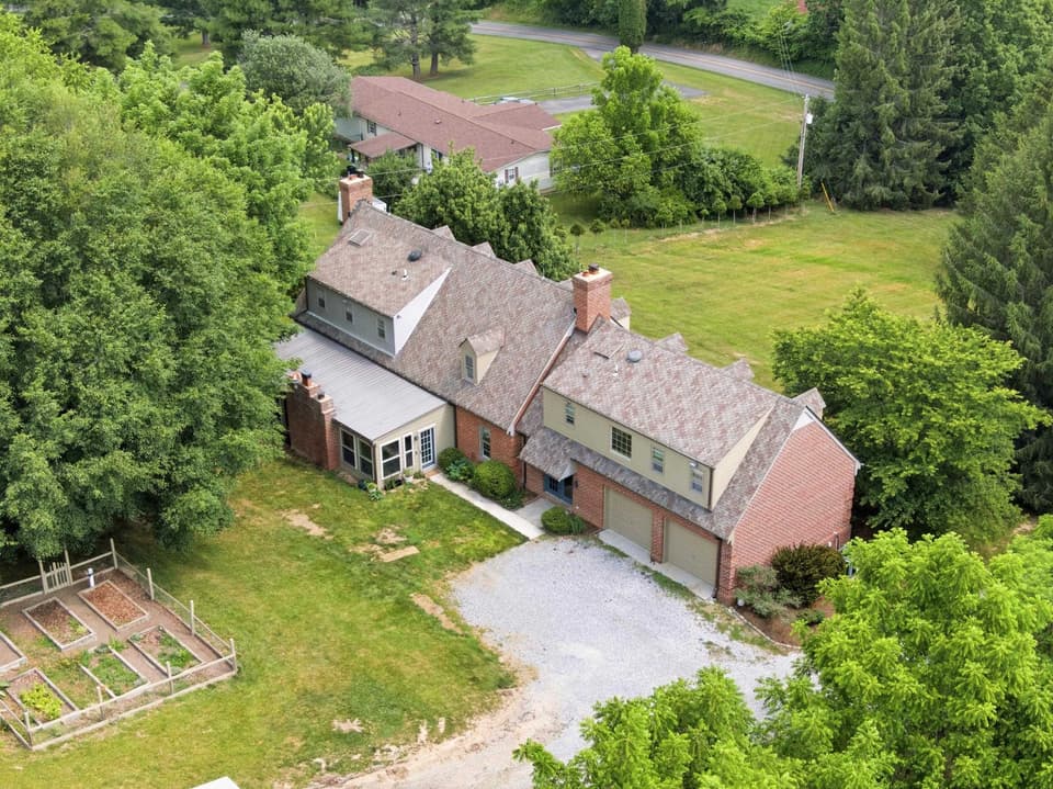 4299 Piney Woods Road, photo 13 of 40