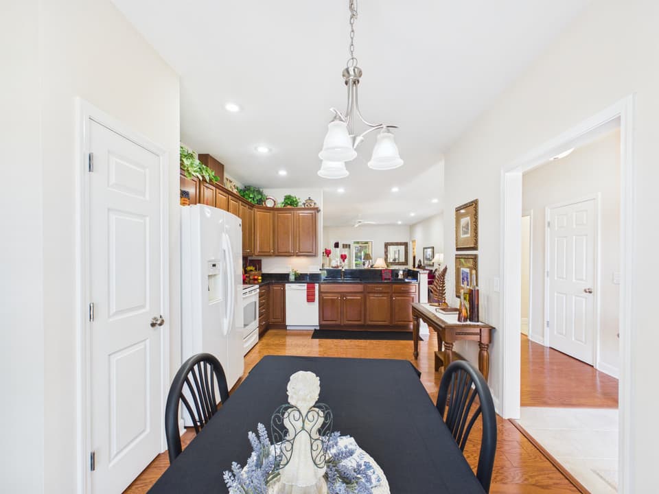 250 Vinnie Avenue, photo 17 of 40