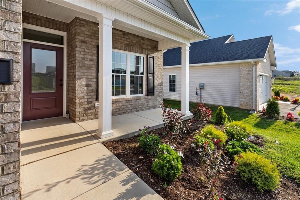 120 Vinnie Avenue NW, photo 3 of 33