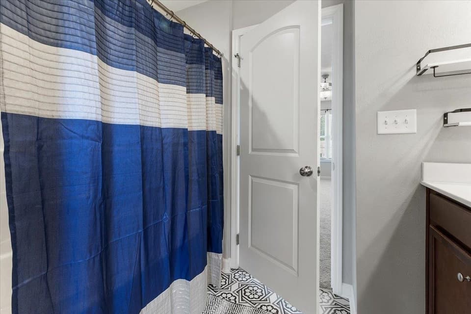 954 Brooklyn Avenue, photo 34 of 40