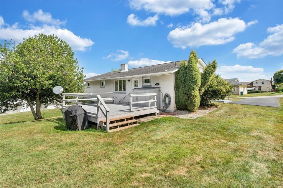 625 Mountainview Drive SW, photo 26 of 31