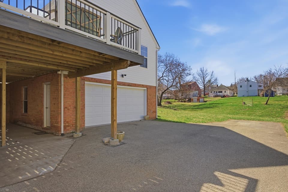 265 Robert Street, photo 40 of 40