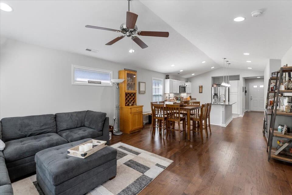 2195 Glade Drive SE, photo 23 of 38