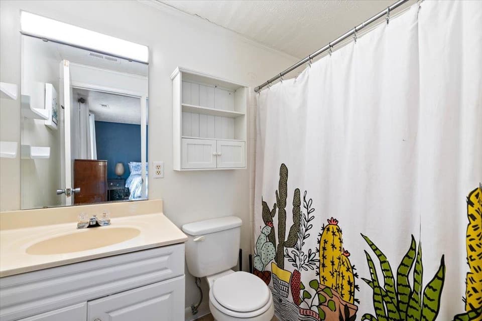 625 Curtis Drive, photo 5 of 32