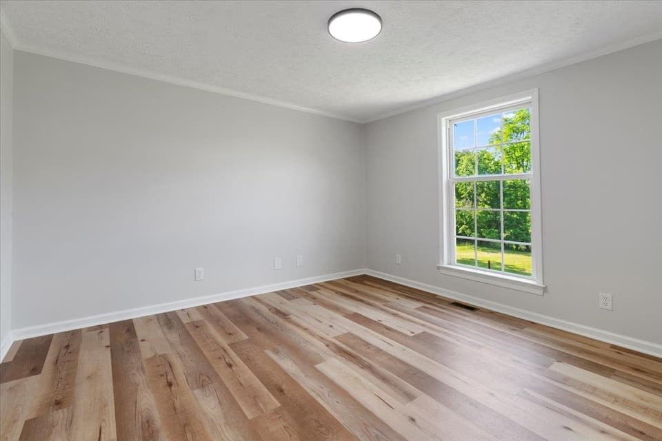 1931 Dominion Drive, photo 22 of 40