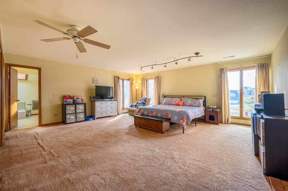 1138 Round Meadow Drive, photo 40 of 40