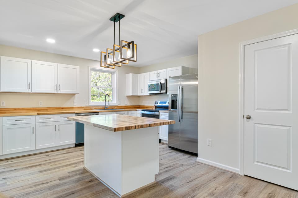 335 John Lemley Lane, photo 8 of 40