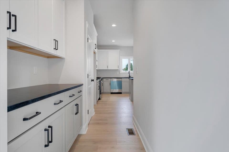 974 Round Meadow Drive, photo 12 of 40