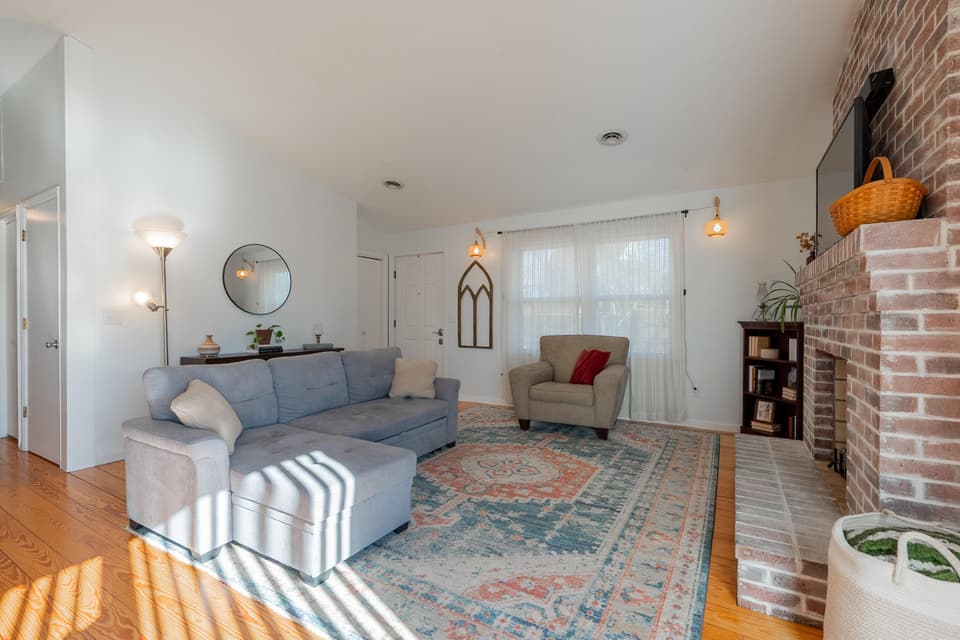 9 Montague Street, photo 10 of 40