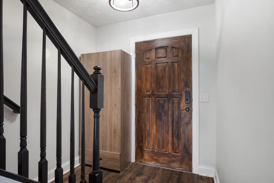 165 Willow Oak Drive, photo 4 of 26