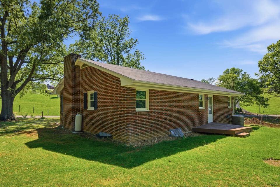 1710 Harman Drive, photo 25 of 40