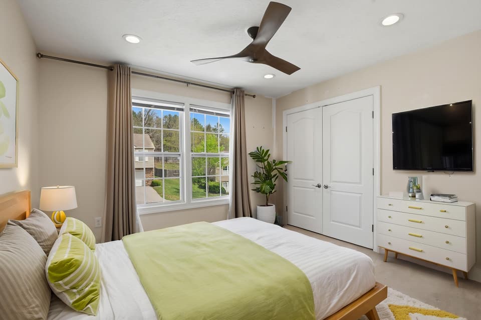 1410 Sherwood Drive, photo 29 of 40