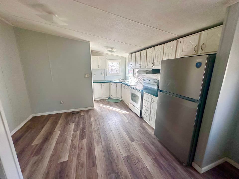 505 North Drive, photo 14 of 23