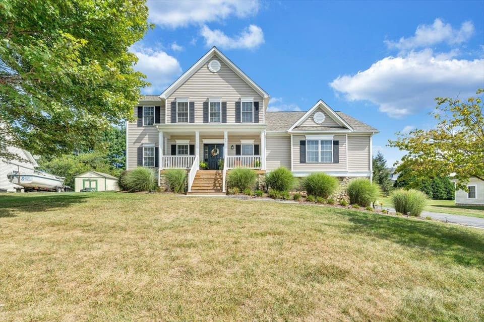 260 Citrine Court NW, Christiansburg, VA