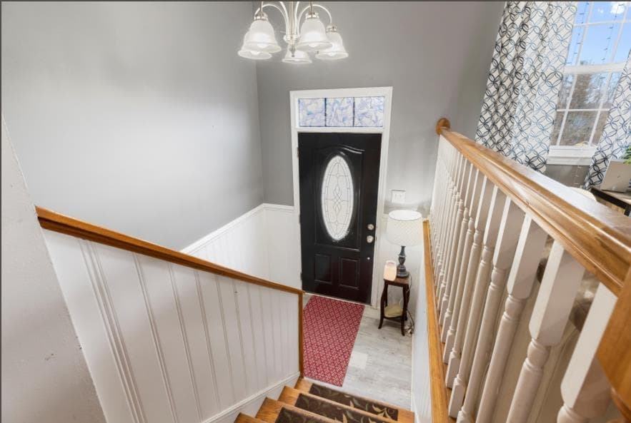 60 Betty Drive, photo 6 of 40