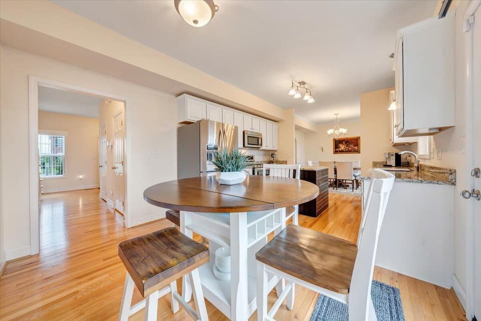 1585 Diana Drive, photo 18 of 38
