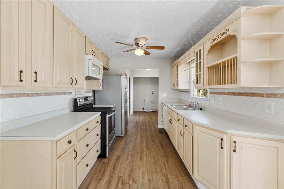 2105 Childress Road, photo 17 of 40