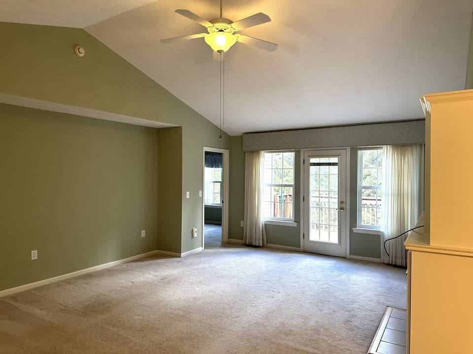 228 Wheatland Court, photo 8 of 37