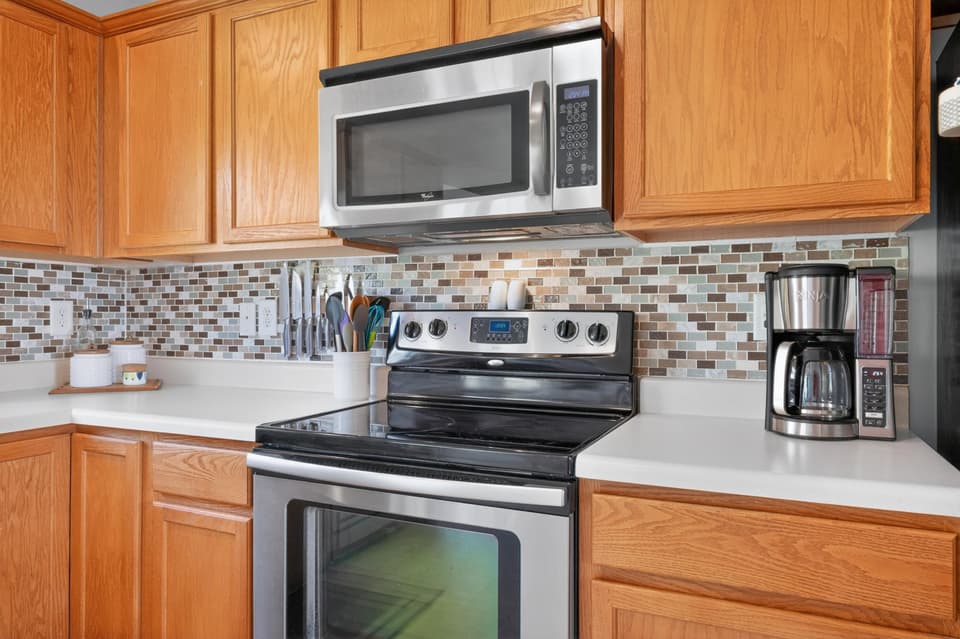 475 Majestic Drive, photo 22 of 40