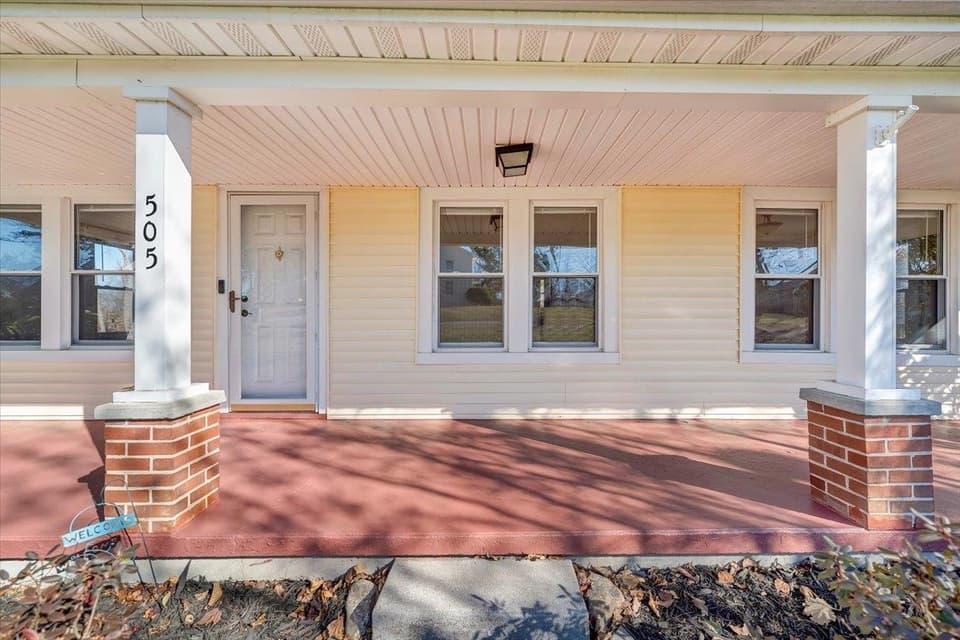 505 Republic Road, photo 4 of 40