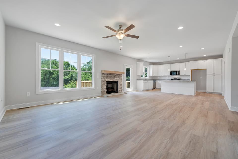 35 Welch Circle, photo 8 of 28