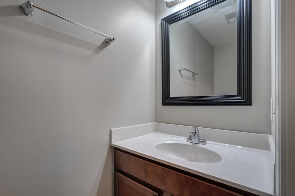 525 Twisted Oak Drive NW, photo 14 of 26