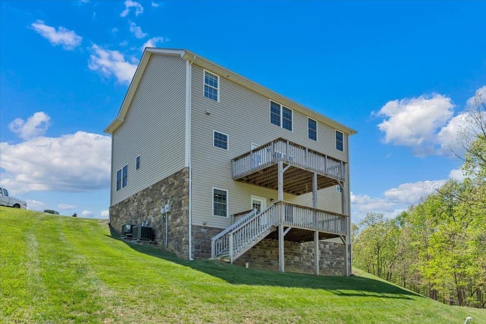 1140 Crosscreek Drive, photo 39 of 40