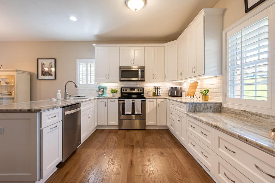 1136 Crosscreek Drive, photo 20 of 40