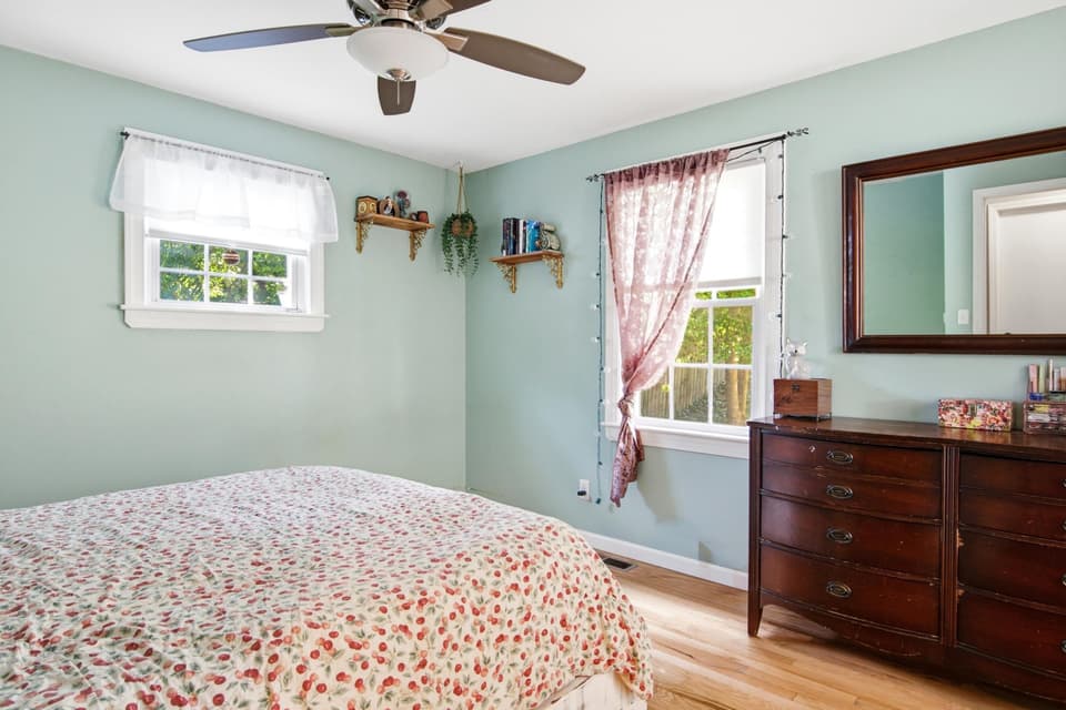 270 Haymaker Street, photo 21 of 35
