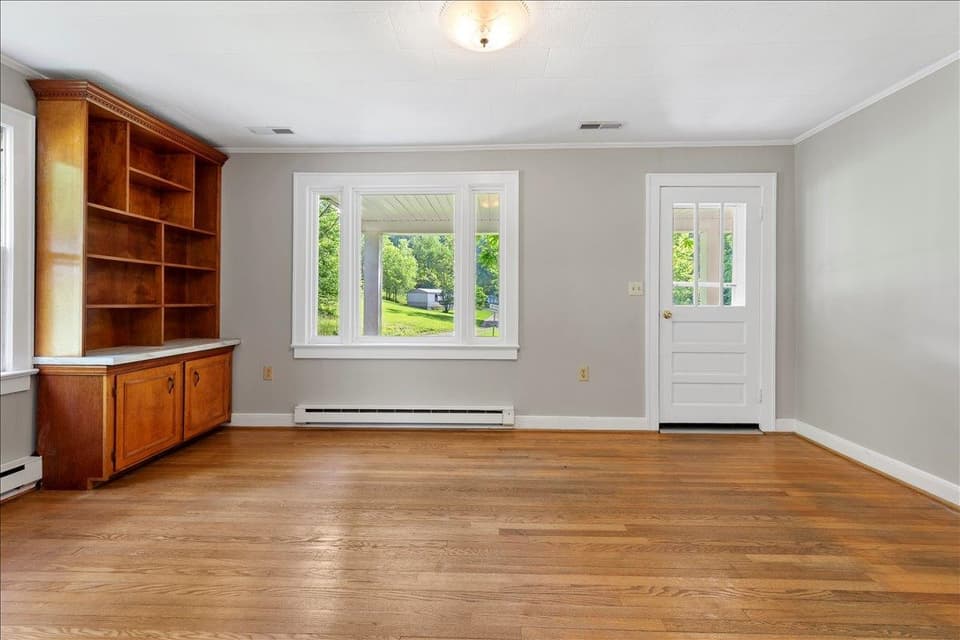 2537 Rosemary Road, photo 8 of 40