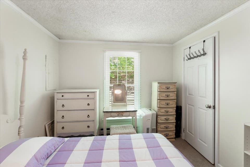 1290 Sherwood Drive, photo 25 of 40