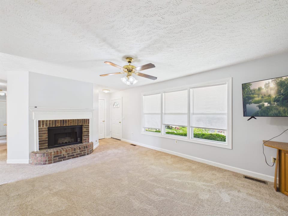 1120 George Edward Viaduct, photo 11 of 40