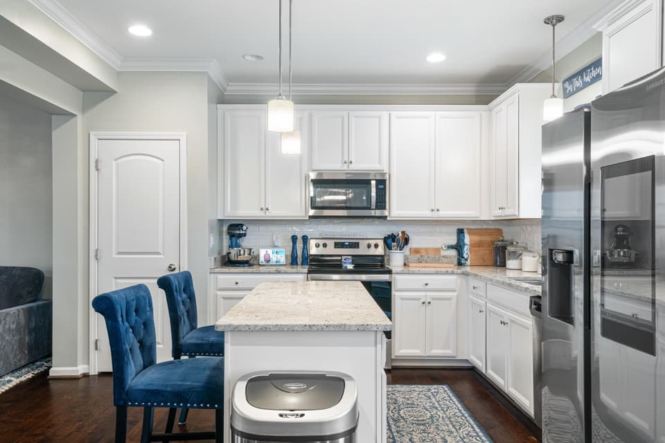 1680 Diana Drive, photo 10 of 40