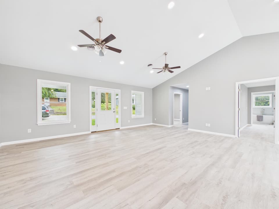 360 Church Street, photo 11 of 40