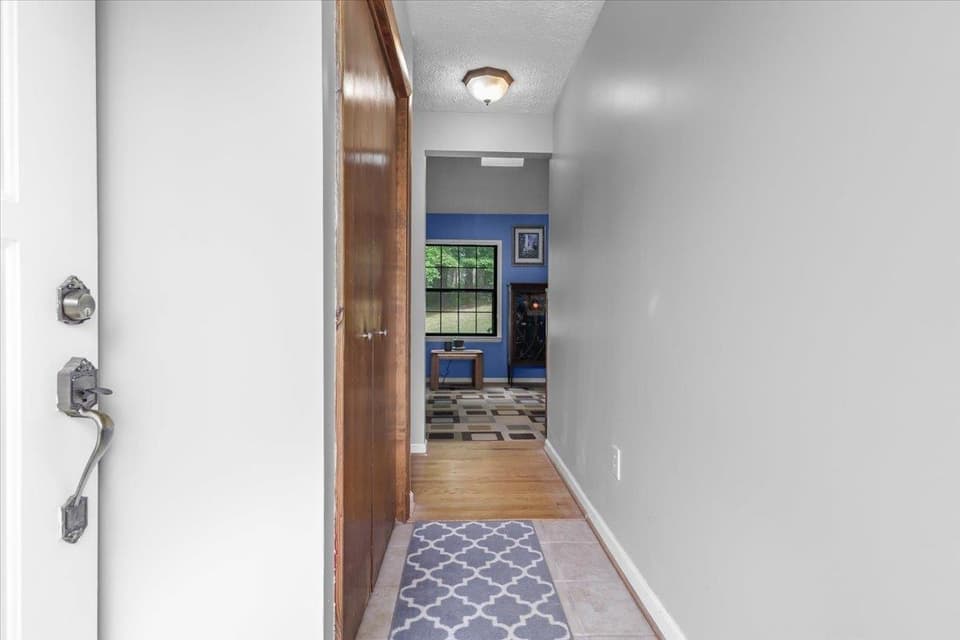 435 Mulberry Drive, photo 8 of 36