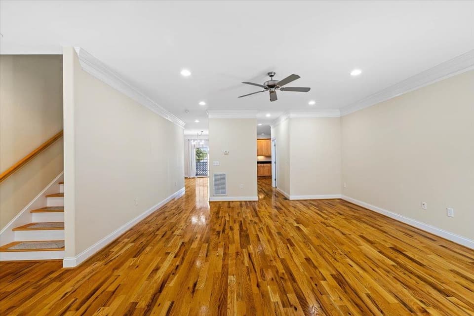 110 Phoenix Boulevard NW, photo 3 of 39