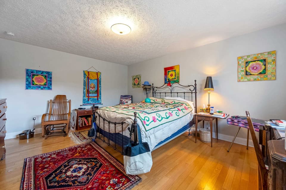 195 Tall Oak Boulevard, photo 27 of 40