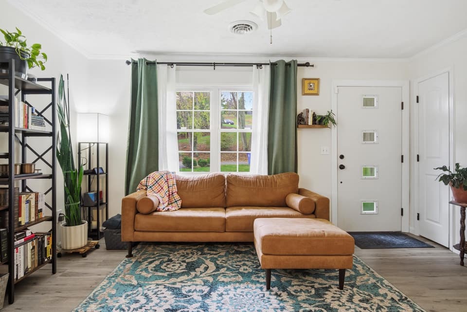 460 Chrisman Street, photo 6 of 30