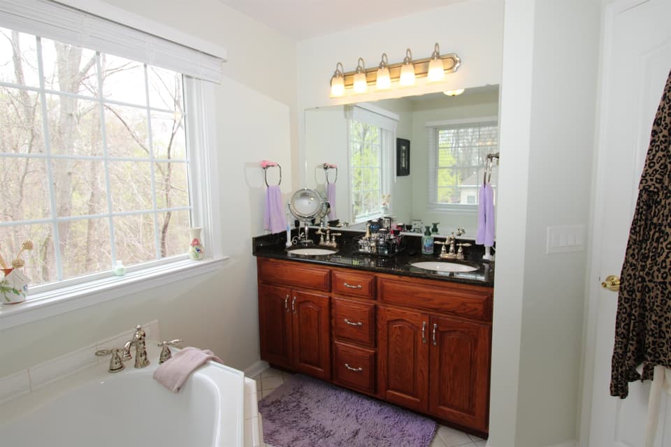 2760 Madison Avenue SE, photo 32 of 40