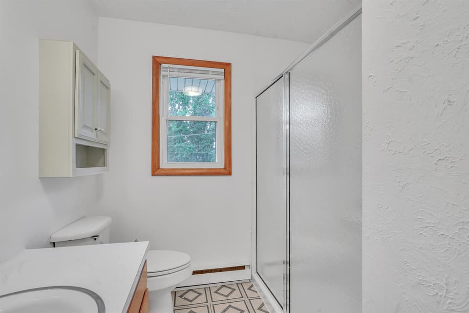 650 Betty Drive, photo 31 of 40